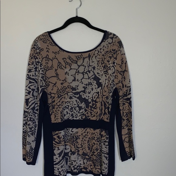 ZOZO soft patterned sweater EUC - Picture 6 of 8